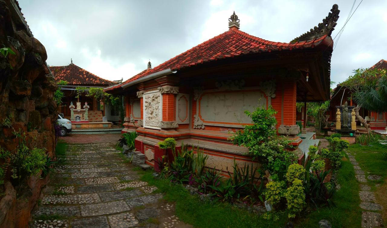 Ray Homestay Batununggul エクステリア 写真