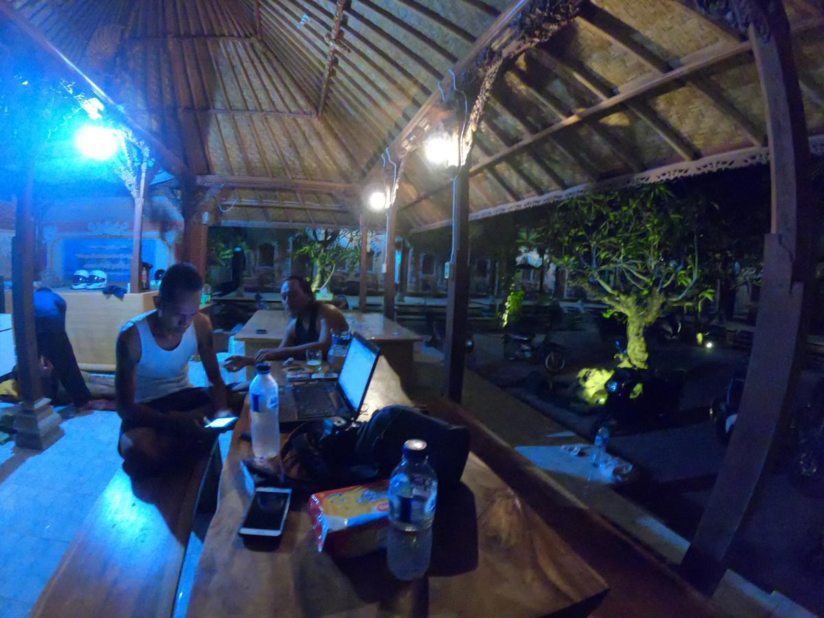Ray Homestay Batununggul エクステリア 写真