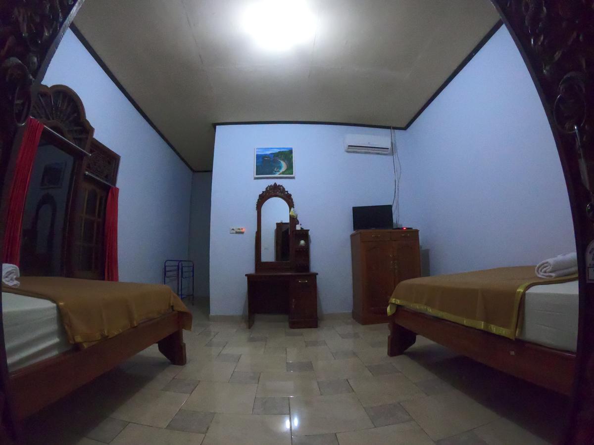 Ray Homestay Batununggul エクステリア 写真